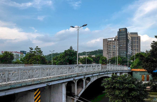 鳳山橋改造，6條公交線路受影響注意繞行