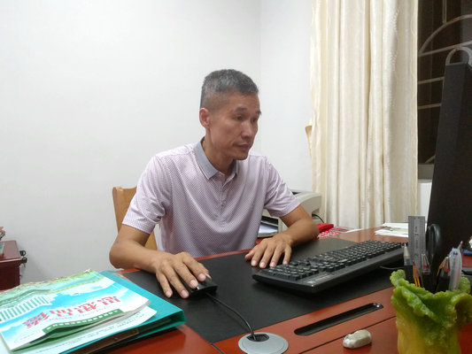 師德標兵吳國榮：三尺講臺，三十年熱血