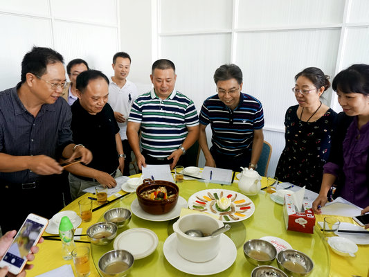 順德醫(yī)生化身“大廚”來(lái)一場(chǎng)美食大PK