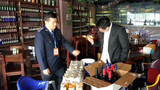 保障食品安全，他們連啤酒也不放過(guò)！
