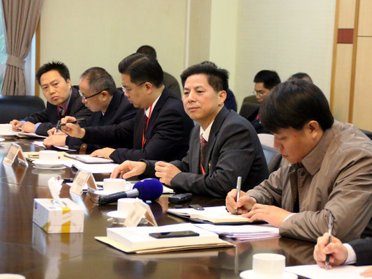 黨代會討論組，彭聰恩：北滘規(guī)劃要先行