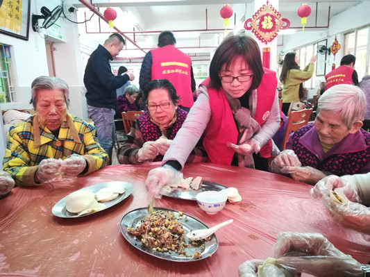 春節來了，他們卻要在容桂敬老院度過