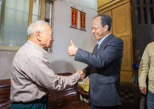 郭文海點贊“順德好人”：讓順德充滿溫情和大愛