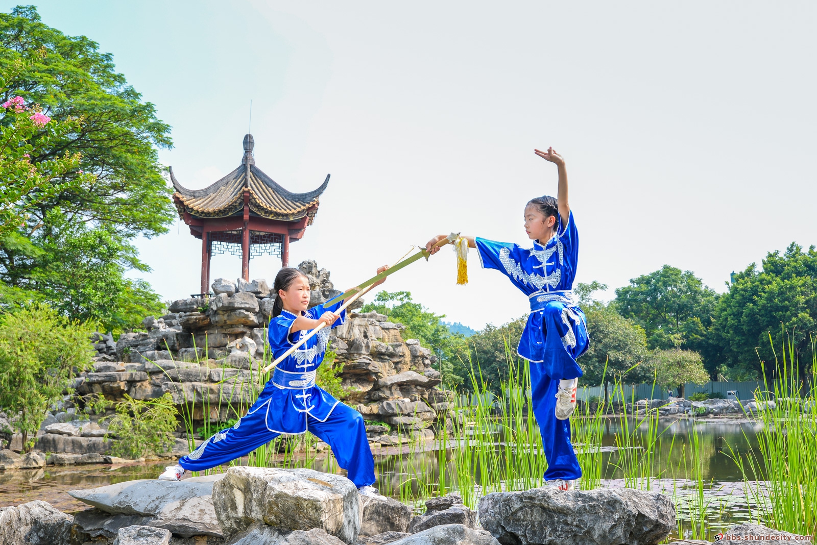 順峰山公園里的“功夫小子”