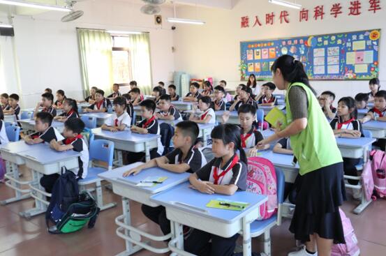 推廣藥學科普，安全用藥知識講座進校園