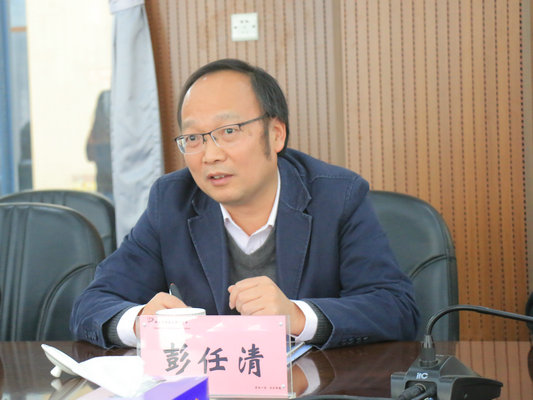順德追夢人彭任清：一心樹人，一中逐夢20載