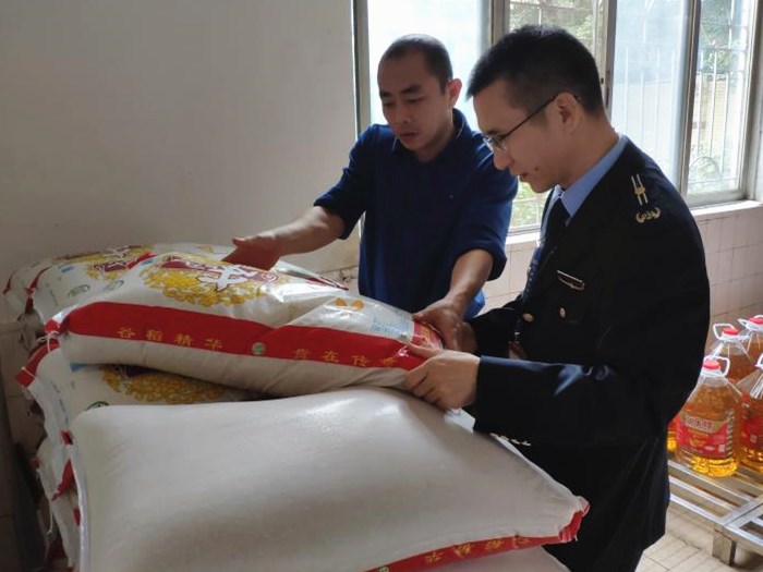 學校食堂安全情況如何？大良重點查細節