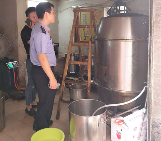 樂從：順藤摸瓜清理無證燒臘加工作坊