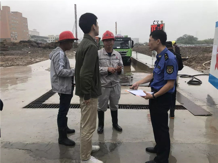 龍江：加強工地檢查，落實大氣污染宣傳治理