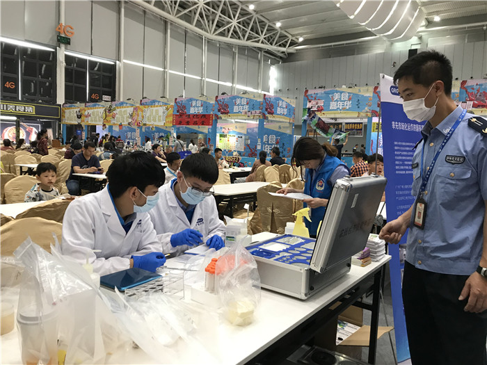 壓實(shí)責(zé)任！北滘開(kāi)展節(jié)日食品安全檢查