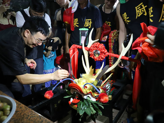 壹周美圖：龍舟齊舞，粽香飄飄過(guò)端午節(jié)