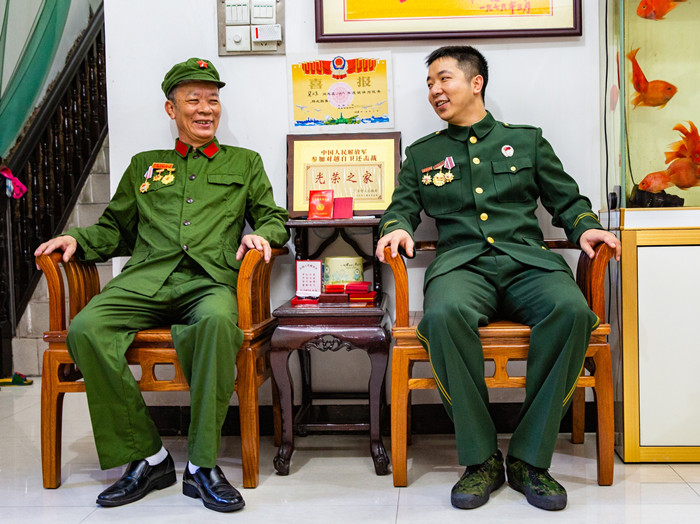 右眼新聞：順德父子兵，兩代軍人情