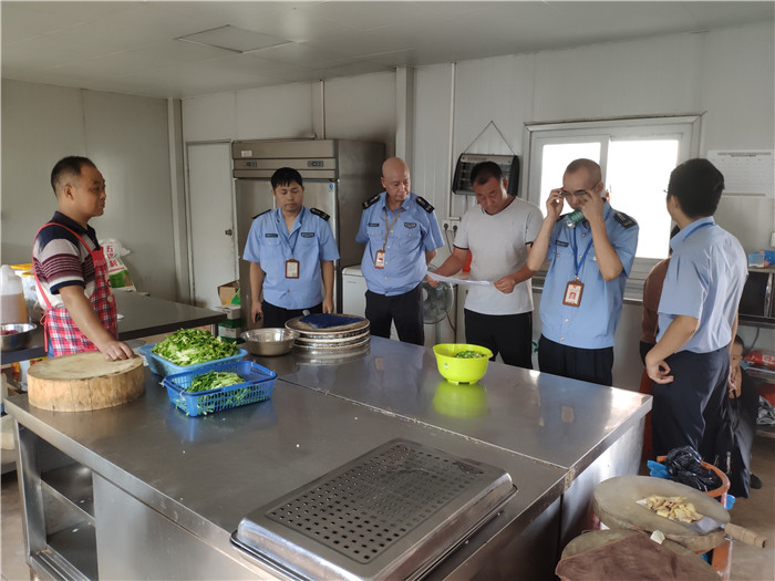 大良：部門聯(lián)動，建立健全建筑工地食安監(jiān)管機制