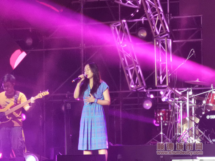 順德本土樂隊GROOVERS傾情演唱_副本1.jpg