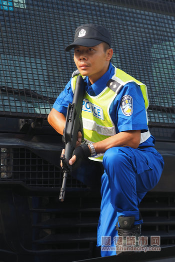 教官丁慶新_副本.jpg