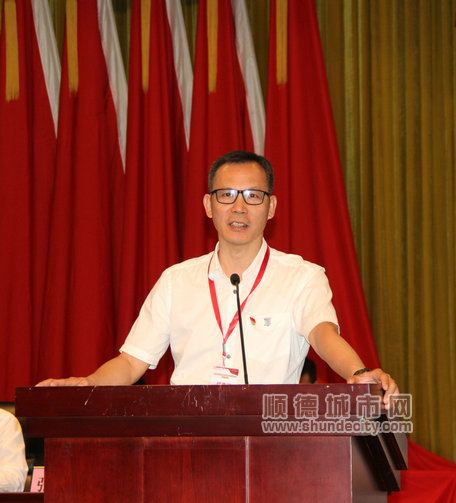 張新杰.jpg