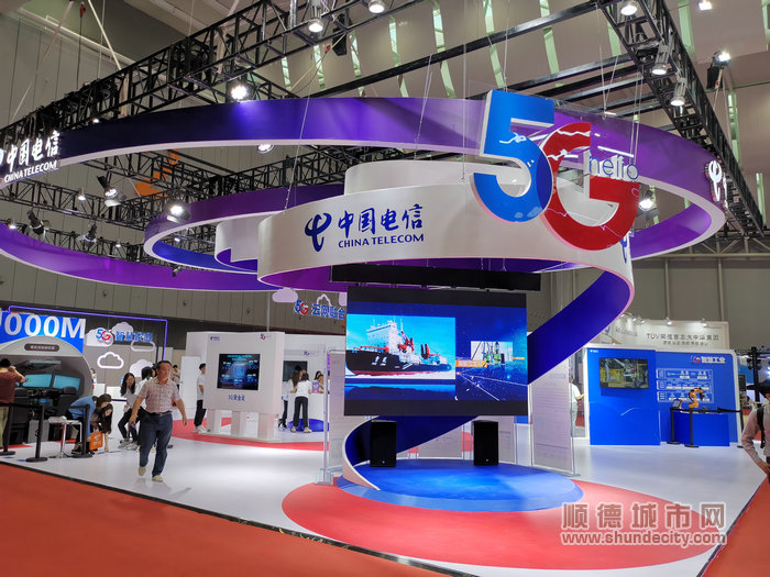中國電信展館此次展示了其龐大的5G業務內容_副本.jpg