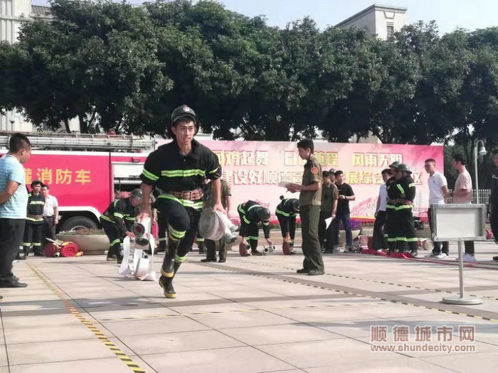 兩人三盤水帶連接操_副本.jpg