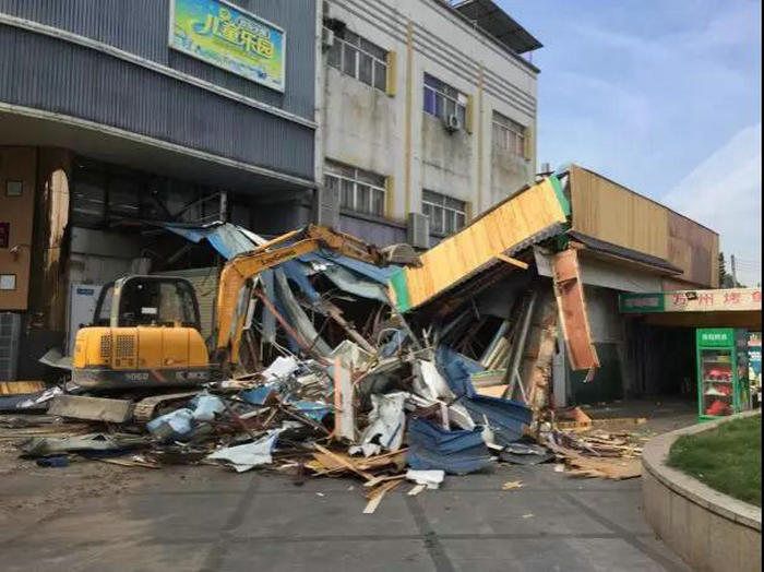 北滘：人行通道違建物拆了，市民都說好