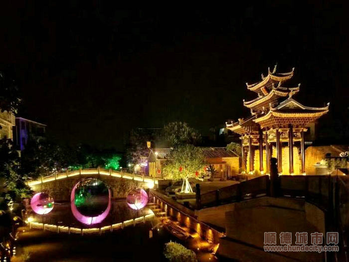1逢簡村巨濟橋及進士牌樓夜景。.jpg
