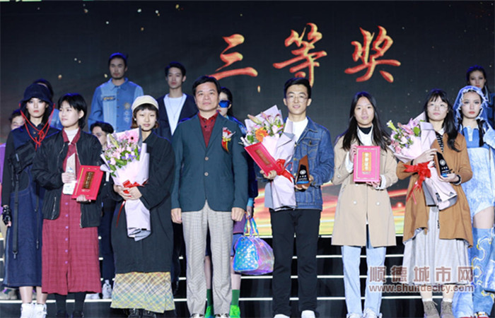 微信圖片_20191208181219_副本.jpg