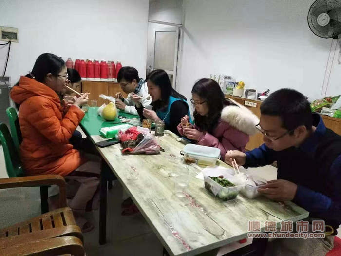 疫情期間奮戰在一線的醫護團隊_副本.jpg