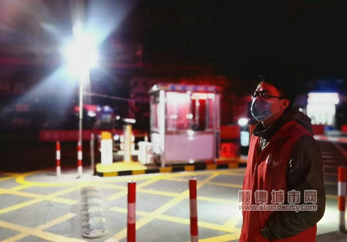 8 晚上19點    接龍大道路口.jpg