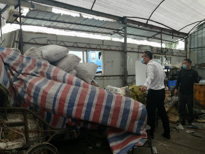 倫教開展聯合執法，嚴格查處垃圾堆建、違章作業行為