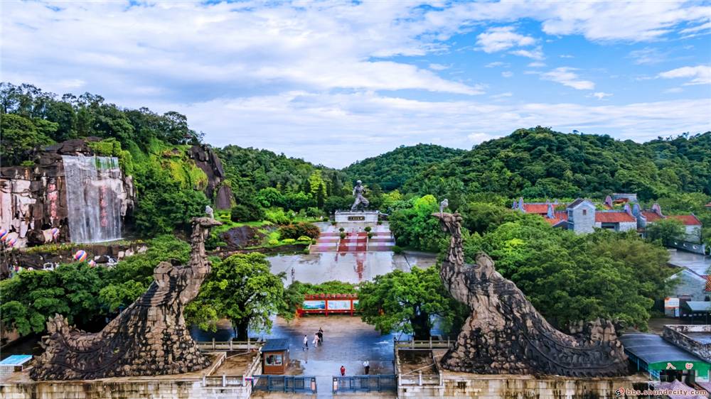 李小龍樂園：珠三角的“世外桃源”
