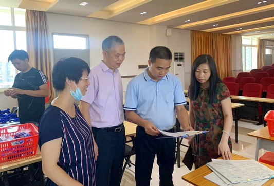 樂從：全力以赴做好中考考前各項工作
