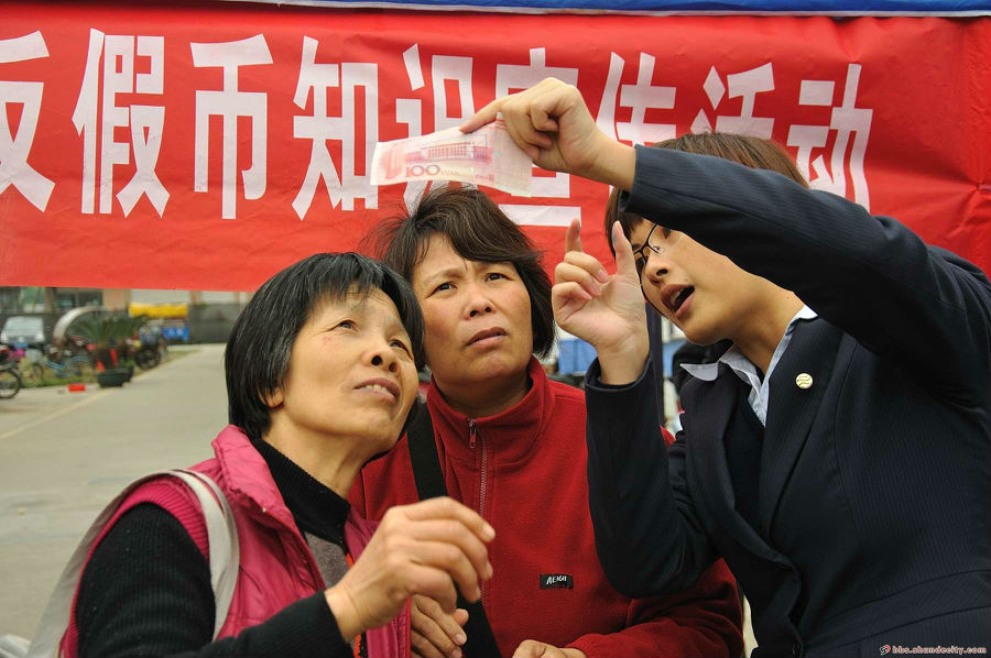 均安團委學雷鋒便民活動