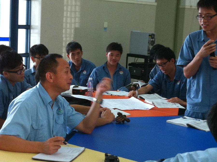 鄭兆志：愛順德、愛教育、愛學生