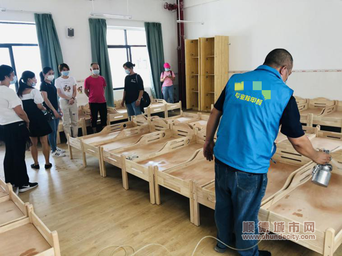 幼兒園邀請專業的空氣治理團隊對各個室場進行空氣凈化與質量檢測。.png
