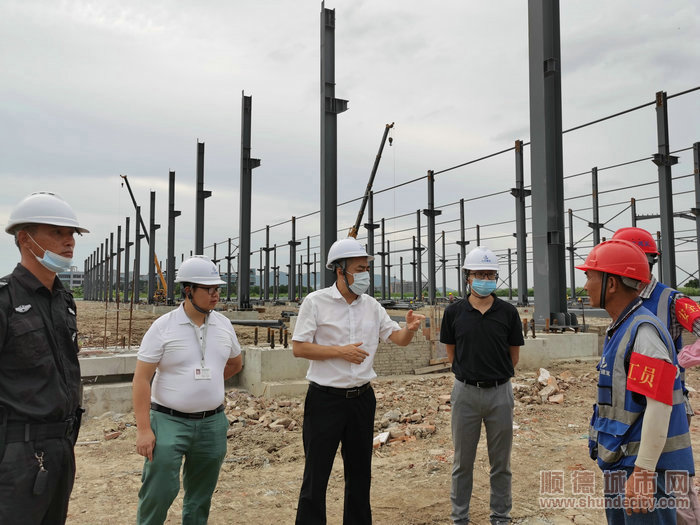 龍江加快園區招商和項目建設。.jpg