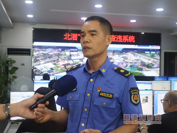 吳隊采訪2.jpg