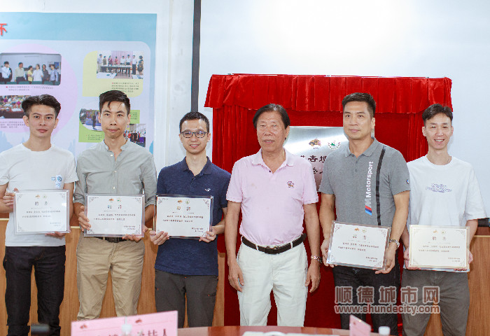 d8c8e5df303c26b7dba07878e796719_副本.jpg