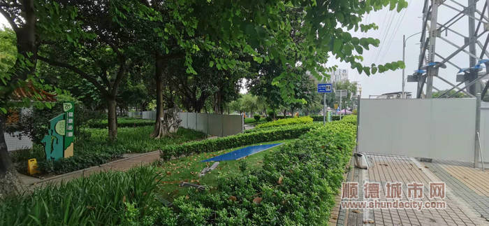 荔景路右轉彎匝道工程開工前。（倫教城建辦供圖）.jpg