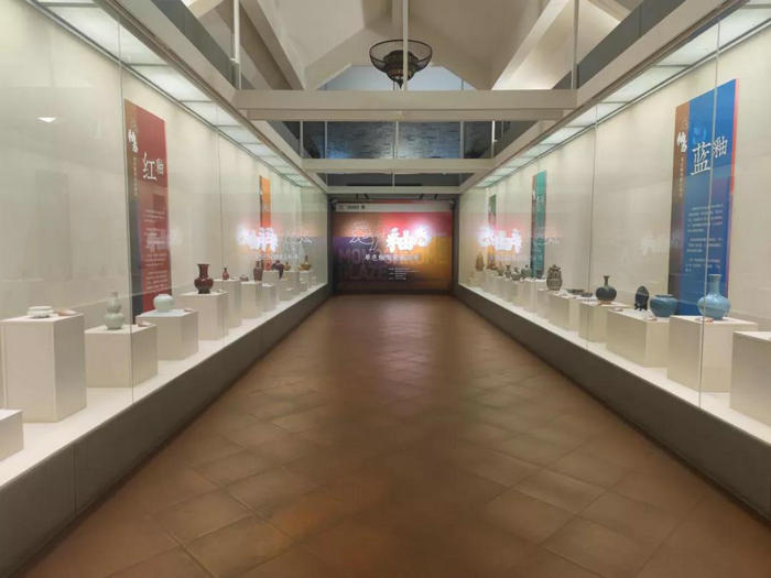 單色釉陶瓷藏品展在清暉園展出.jpg