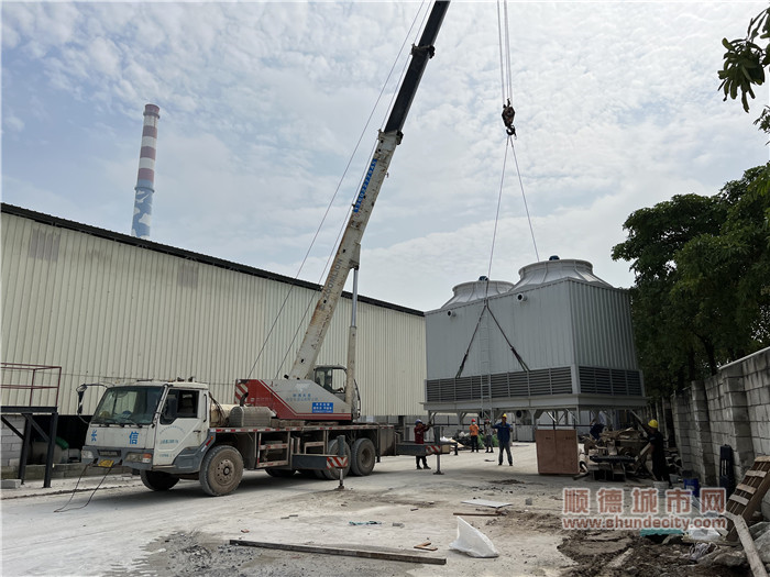 某環保建筑材料有限公司廢氣治理設施升級前的圖片_副本.jpg