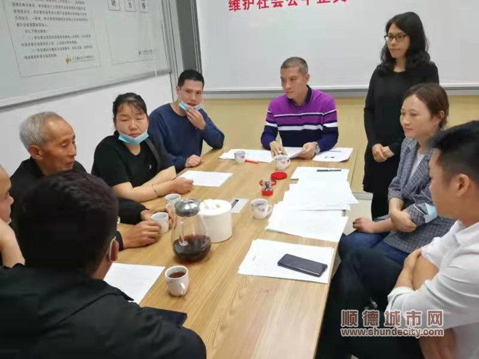 1、2021年4月9日，成功調(diào)處一起廣東富華機械設(shè)備公司的工亡糾紛，矛盾得到圓滿化解_副本.jpg