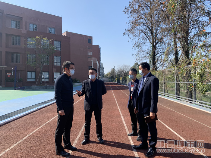 了解學(xué)校在疫情防控、最美校園建設(shè)等方面的工作情況。.jpg