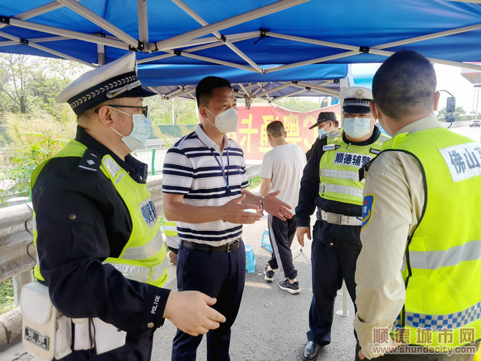 2劉福新做好總統(tǒng)籌和協(xié)調(diào)安排。.jpg