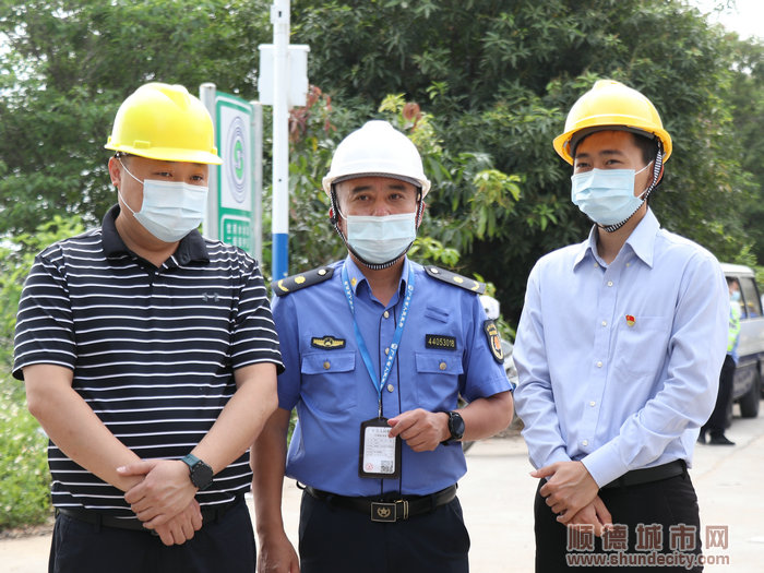 區、鎮兩級領導蒞臨現場指導。.jpg