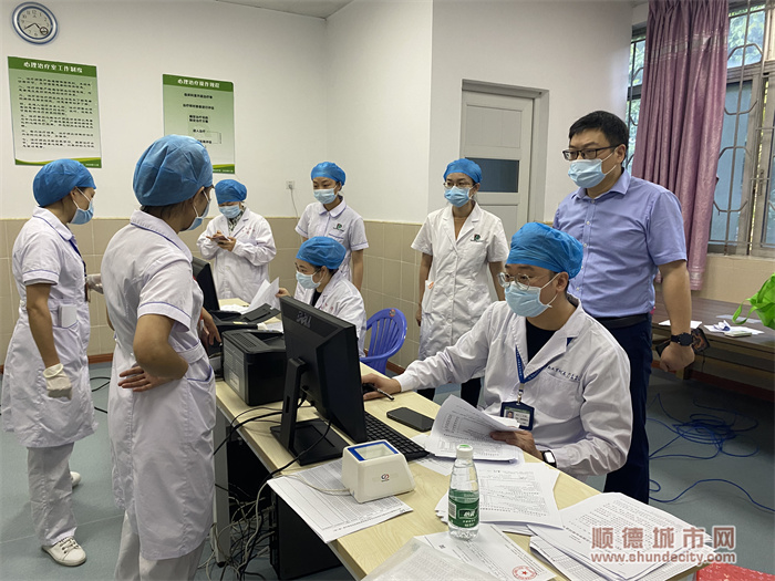 李院在現場指導2.jpg