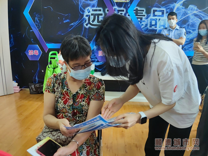全區首發“致全區老年朋友的一封信”。.jpg