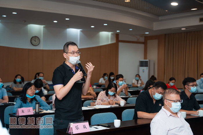 宣講會現場互動_副本.jpg