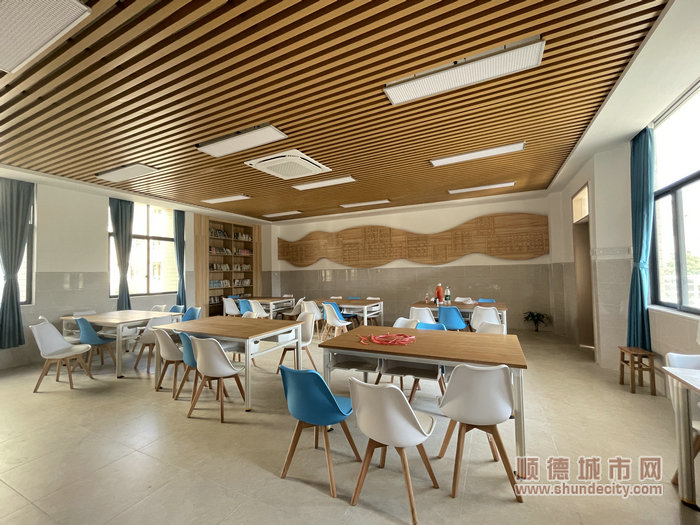 建安中學新閱覽室。.jpg