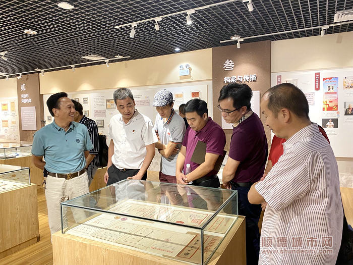 參觀順德歷史人文概覽展廳。_副本.jpg