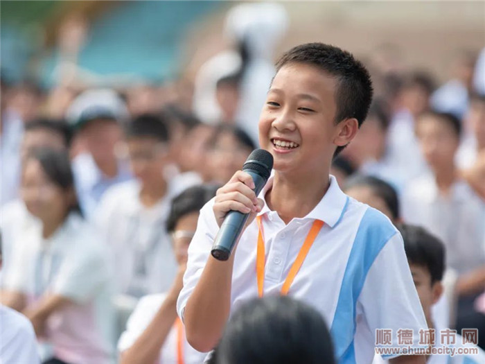 里海中學的學生積極參與現場互動。.jpg
