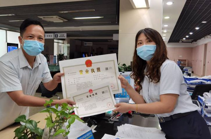 容桂：發(fā)出首張連鎖便利店經(jīng)營乙類非處方藥的藥品經(jīng)營許可證